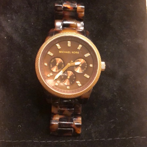 Michael Kors Watch - Picture 1 of 4